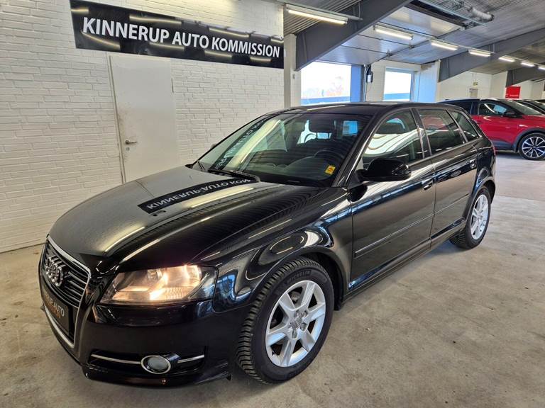 Audi A3 1,6 Sportback TDI DPF Attraction S Tronic 105HK 5d Aut.