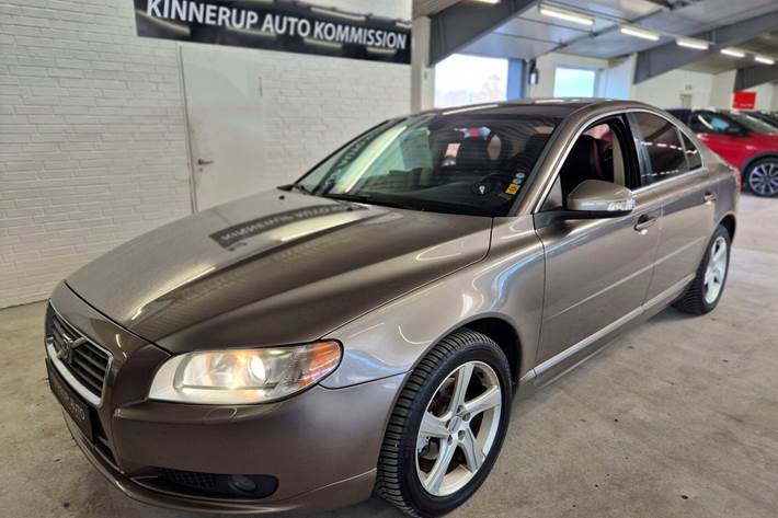 Sort Volvo S80 fra 2006