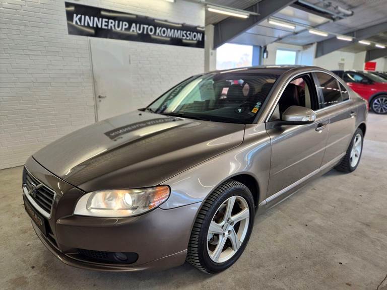 Volvo S80 2,5 T Momentum 200HK Aut.