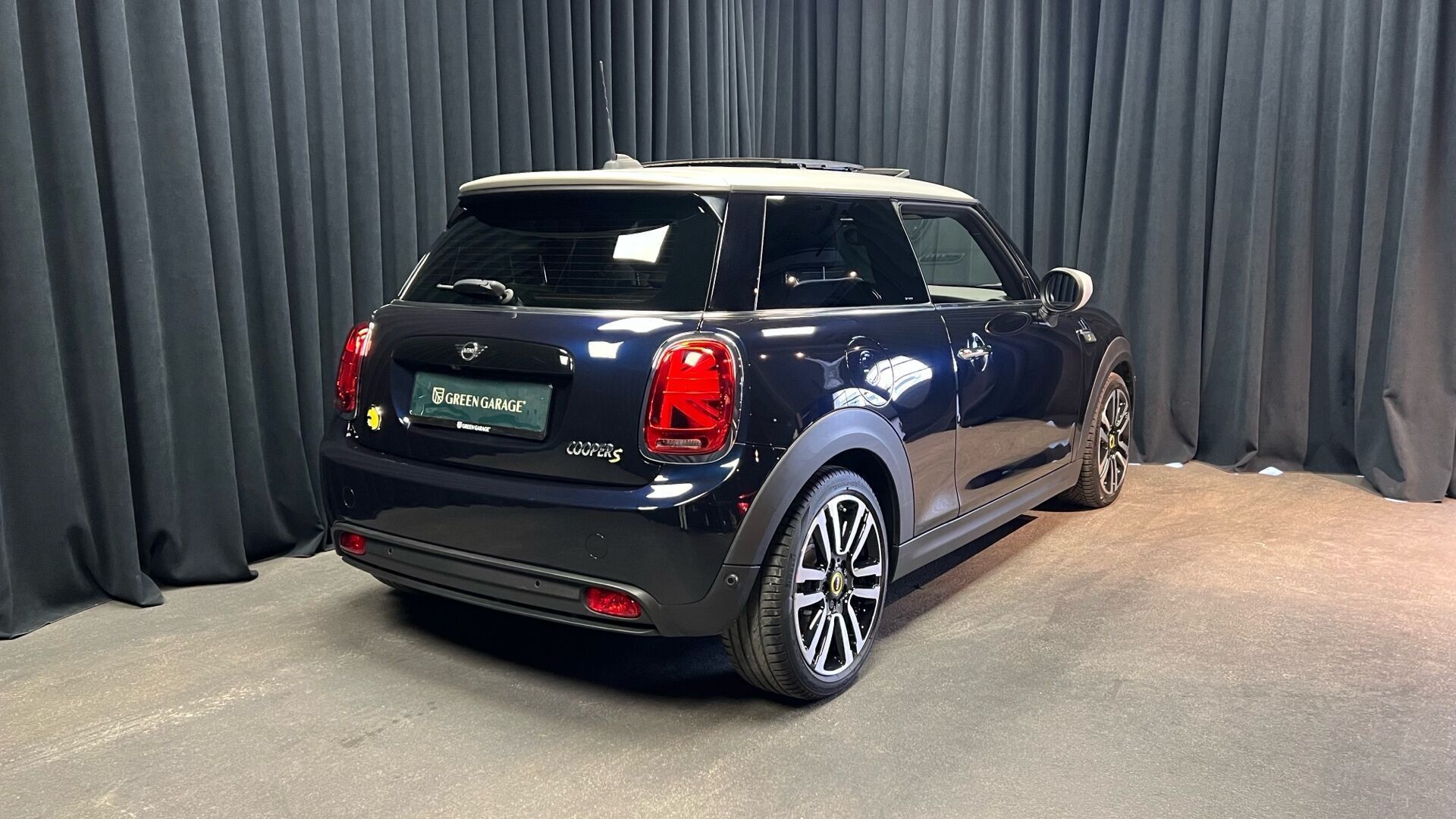 Sort Mini Cooper fra 2022
