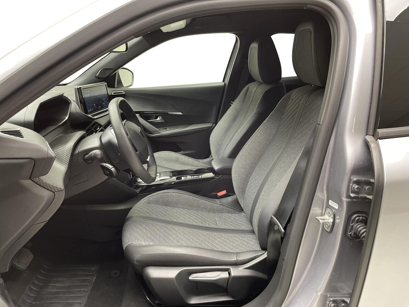 Peugeot e-2008 EL Allure 136HK 5d Aut.