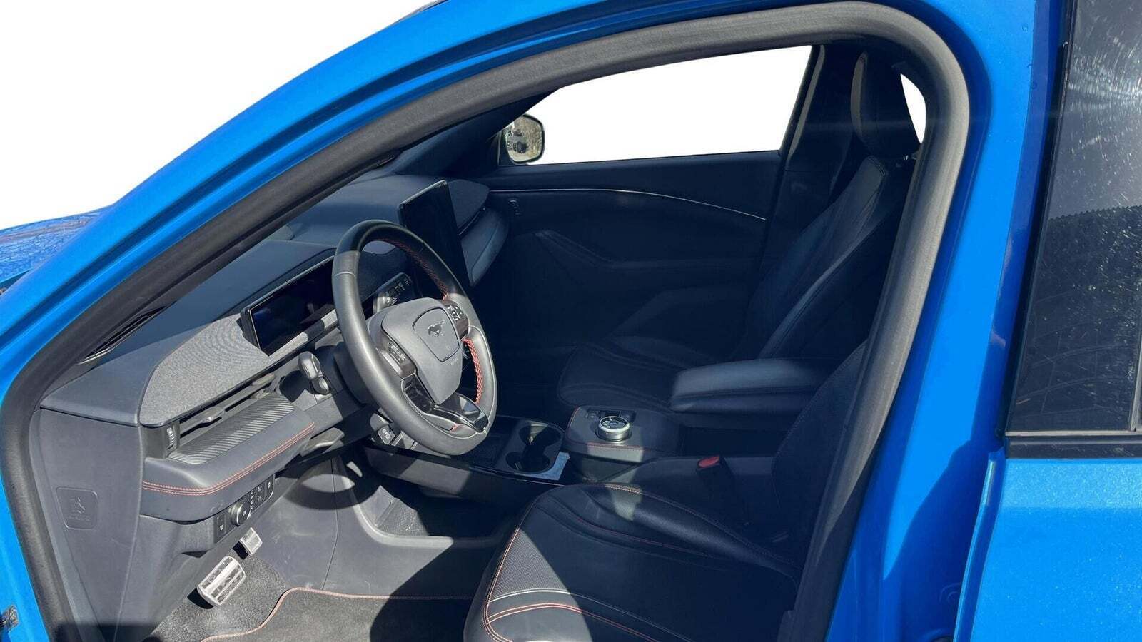 Ford Mustang Mach-E 70 Standard Range AWD