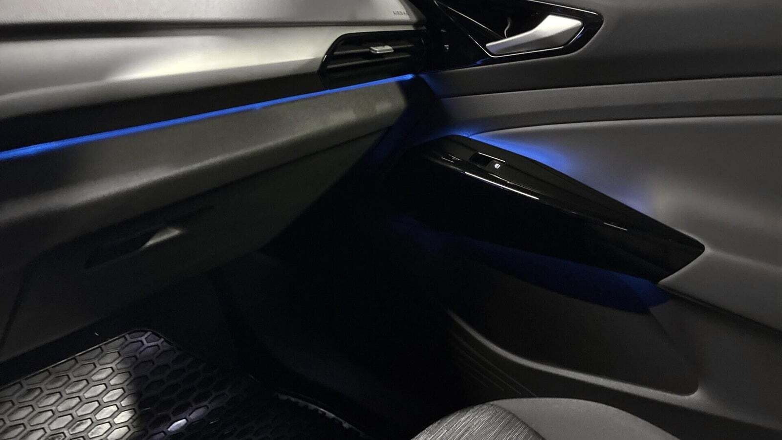 Grå VW ID.4 fra 2022