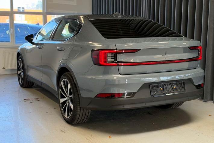 Grå Polestar 2 fra 2022