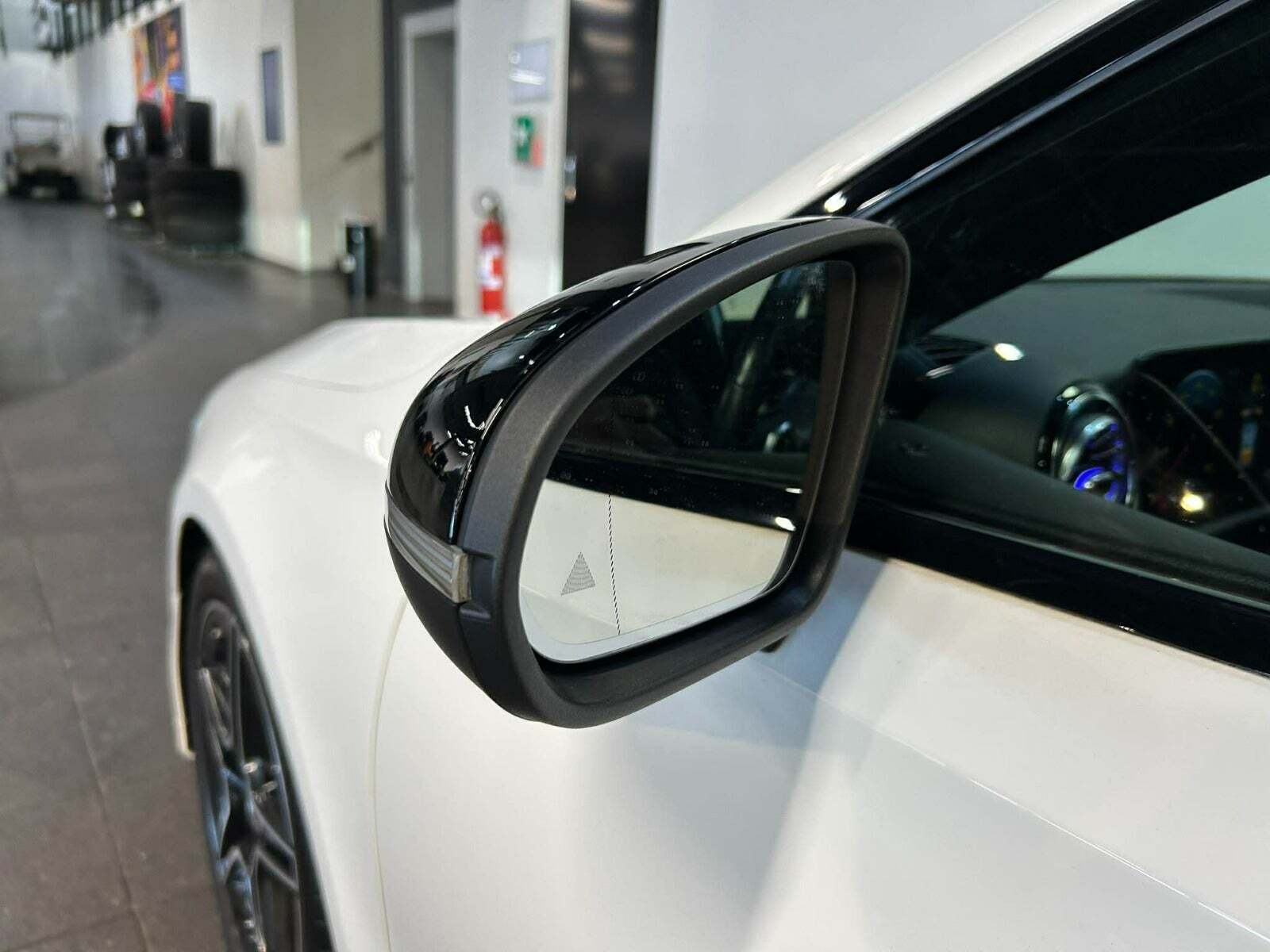 Hvid Mercedes A200 fra 2019