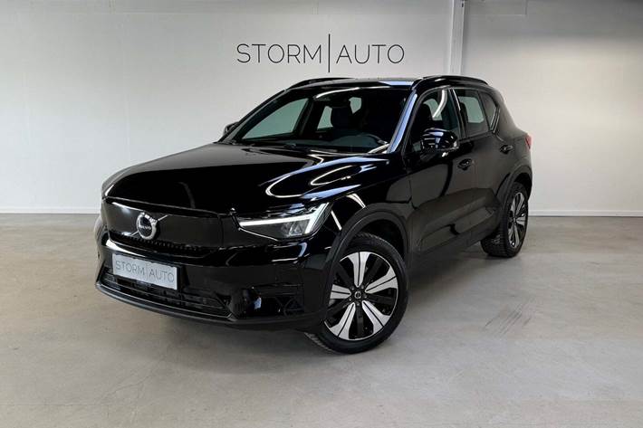 Sort Volvo XC40 fra 2023