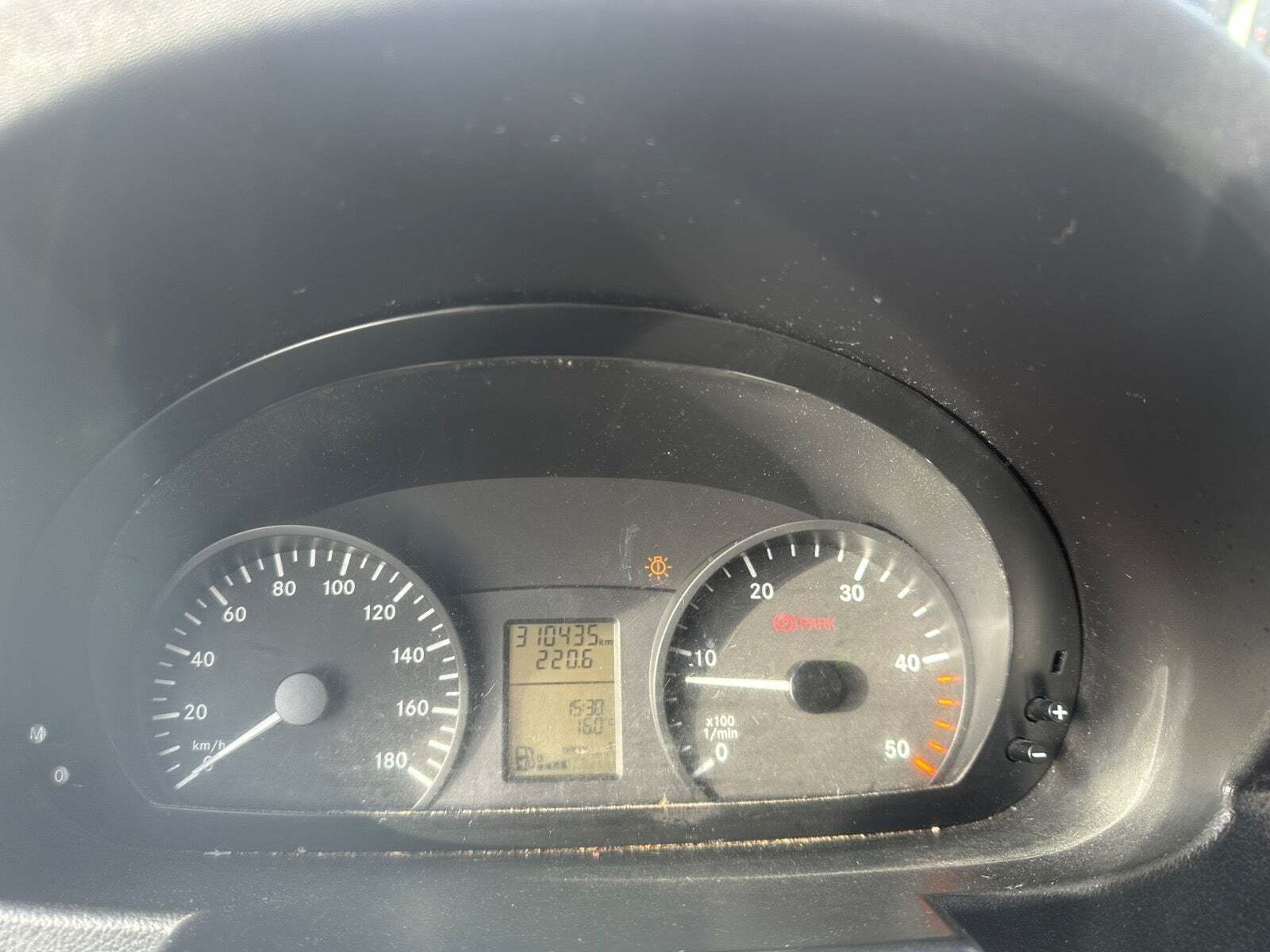 Sort Mercedes Sprinter 216 fra 2012