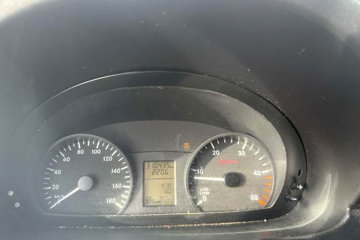 Sort Mercedes Sprinter 216 fra 2012