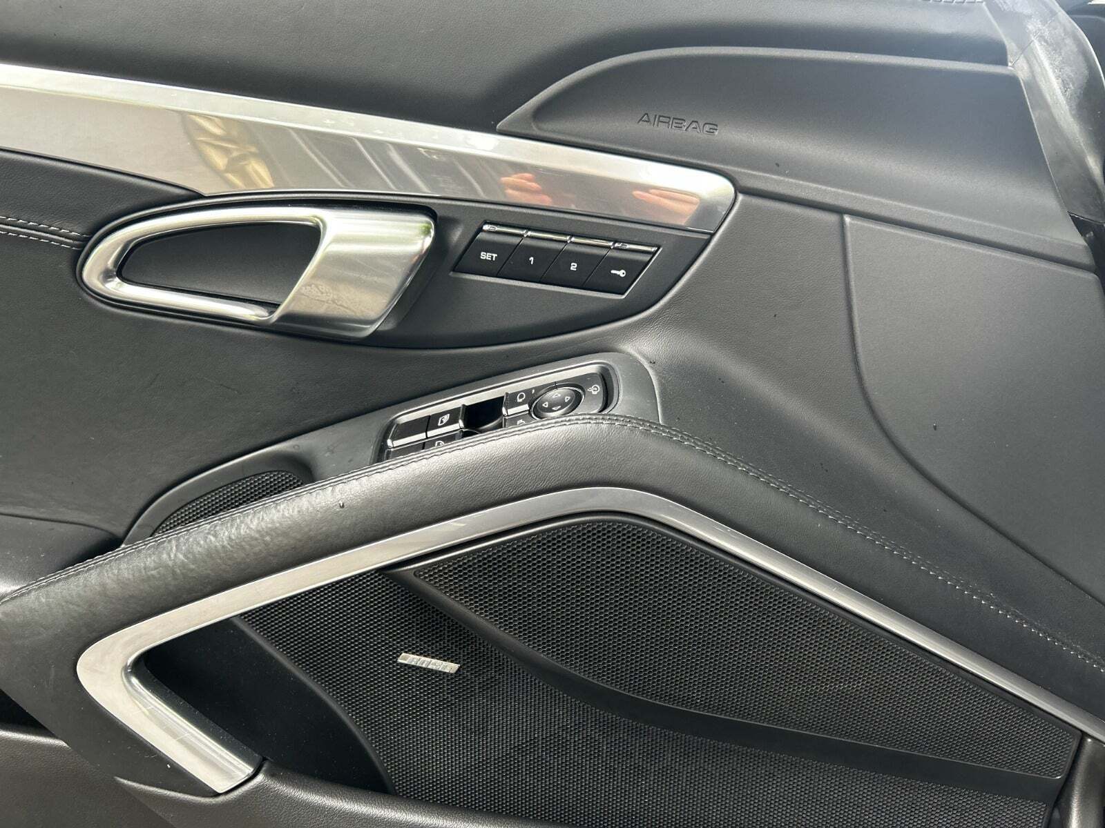 Sort Porsche Boxster S fra 2014