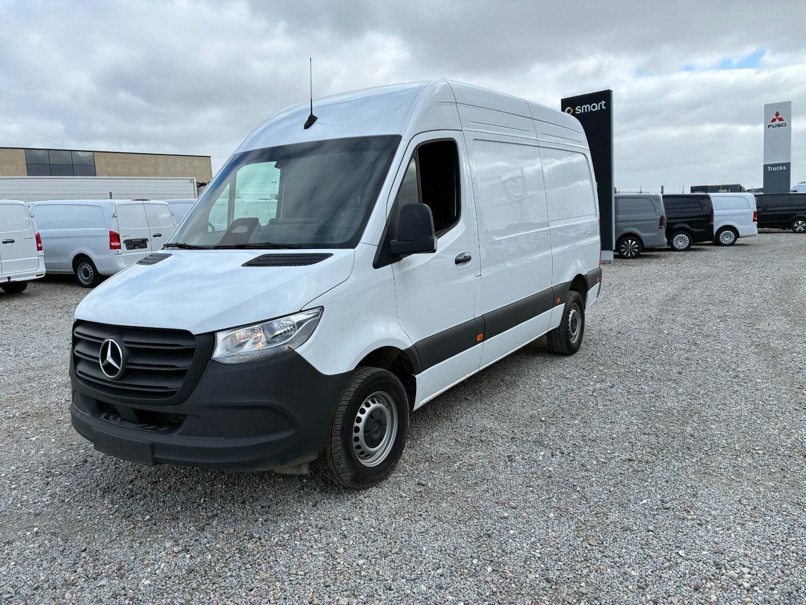Mercedes Sprinter 317 2,0 CDi A2 Kassevogn aut. RWD
