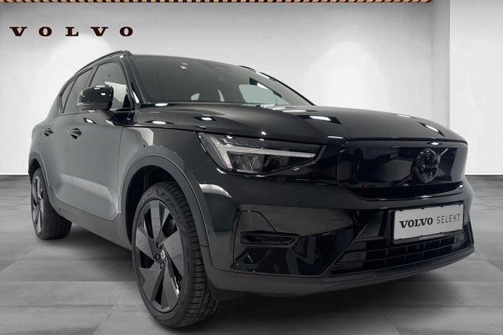 Sort Volvo EX40 fra 2026