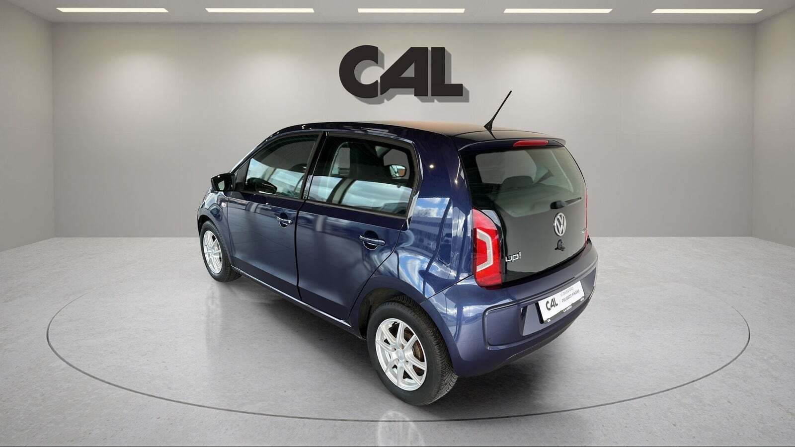 Blå VW UP! fra 2015