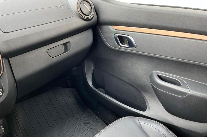 Grå Dacia Spring fra 2023