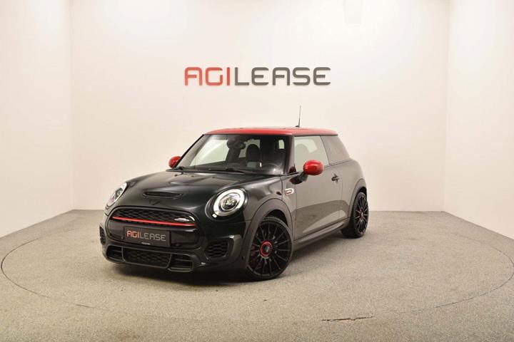 Grøn Mini Cooper S fra 2018 set udefra