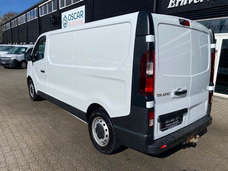 Renault Trafic T29 2,0 dCi 145 L2H1