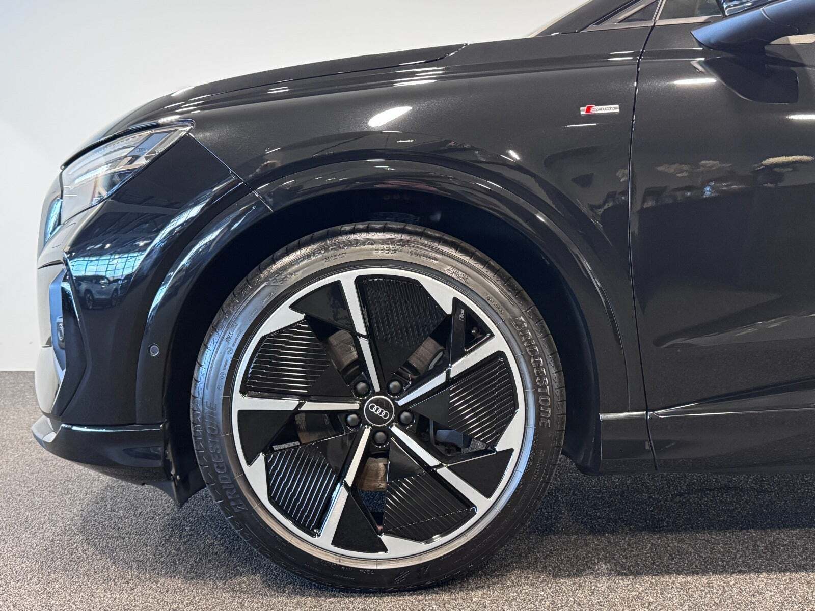 Audi Q4 e-tron 40 S-line Sportback
