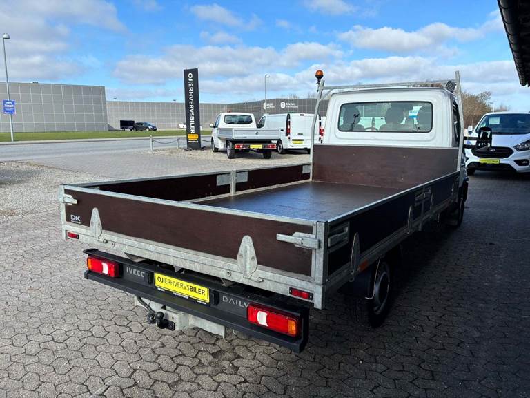 Iveco Daily 3,0 35S18 4100mm Lad AG8