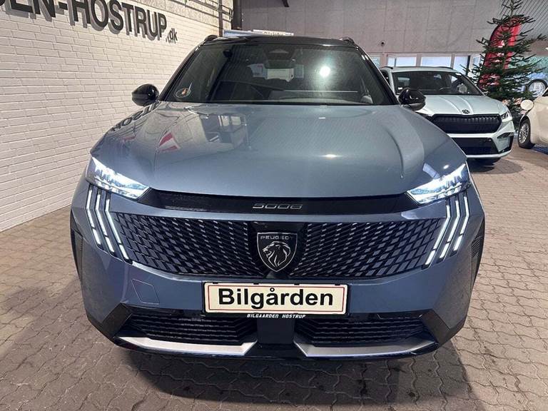 Peugeot e-5008 77 GT 7prs