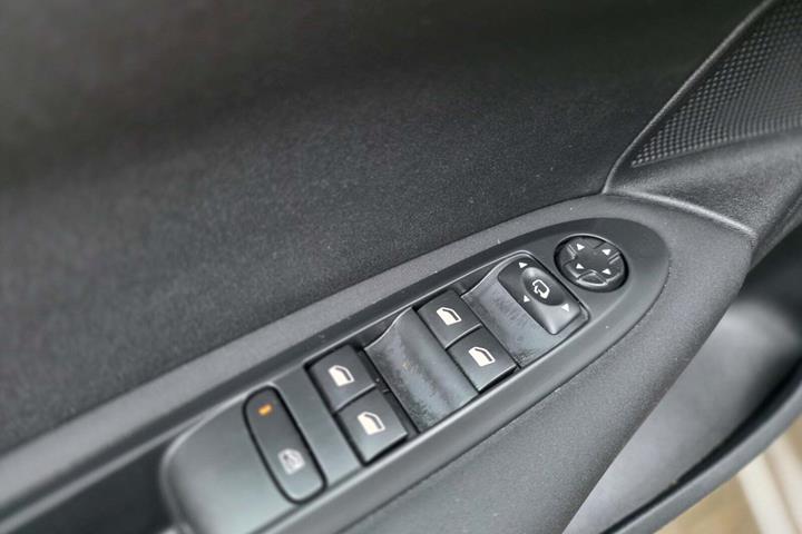 undefined Citroën C4 fra 2018