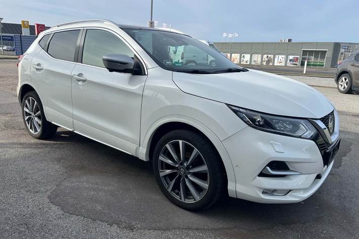 Hvid Nissan Qashqai fra 2020