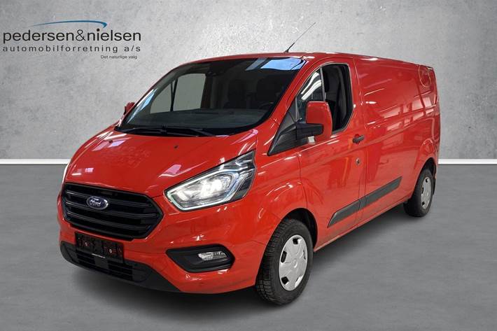 Rød Ford Transit Custom fra 2017
