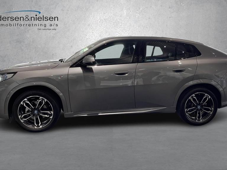 BMW iX2 eDrive20 EL M-Sport 204HK 5d Aut.