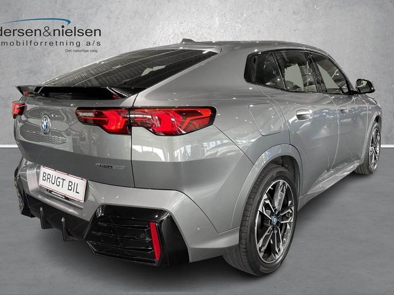 BMW iX2 eDrive20 EL M-Sport 204HK 5d Aut.