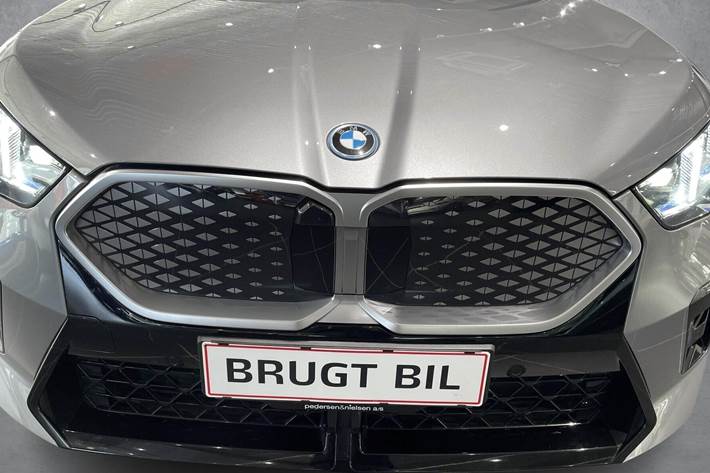 Sort BMW iX2 fra 2024