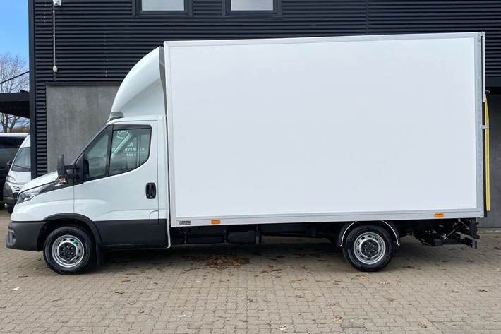 Hvid Iveco Daily fra 2026