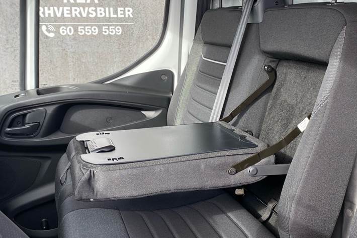 Hvid Iveco Daily fra 2026