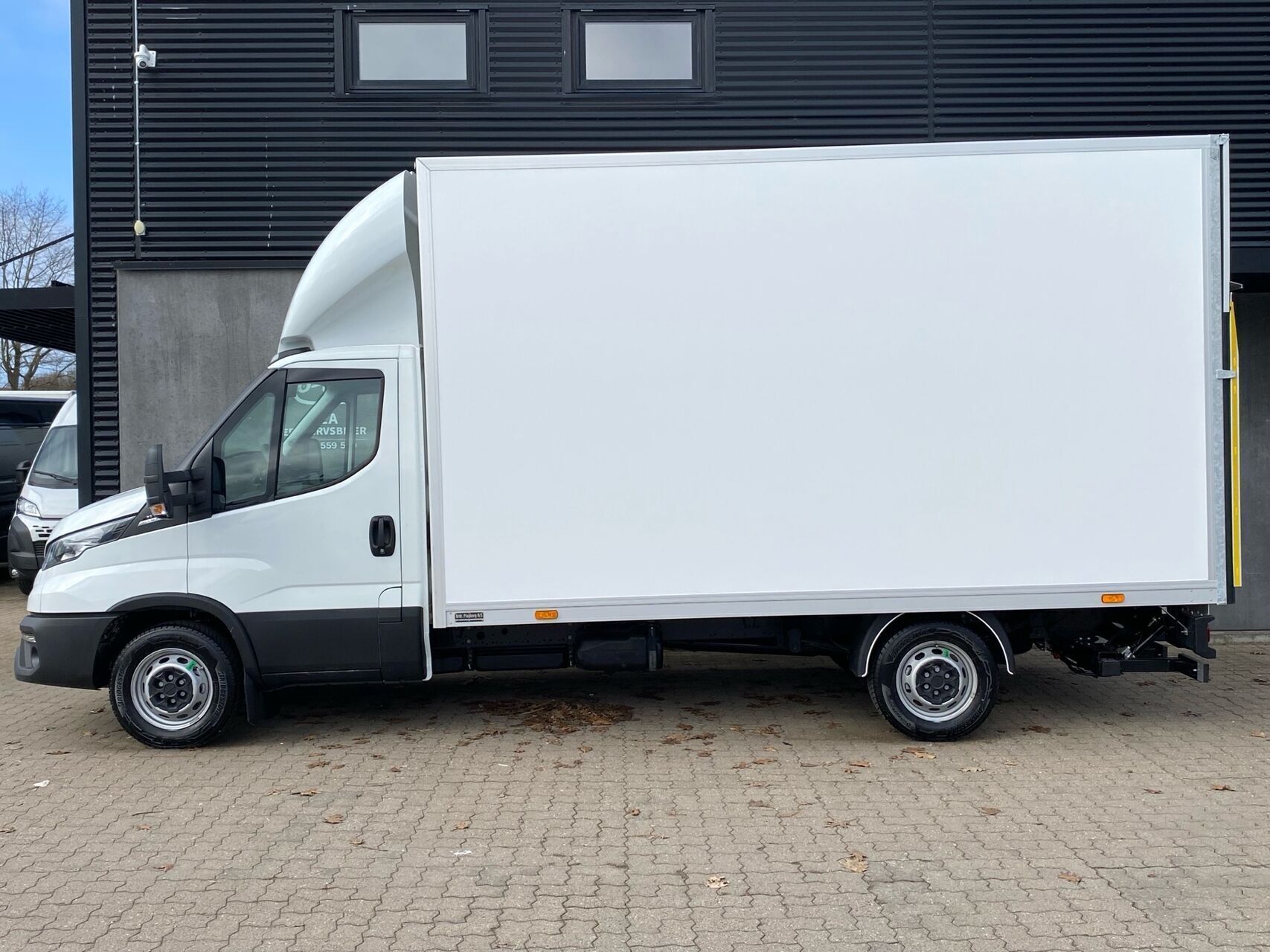 Iveco Daily 3,0 Ladv./Chas. 35S18 4100mm 8g Aut.