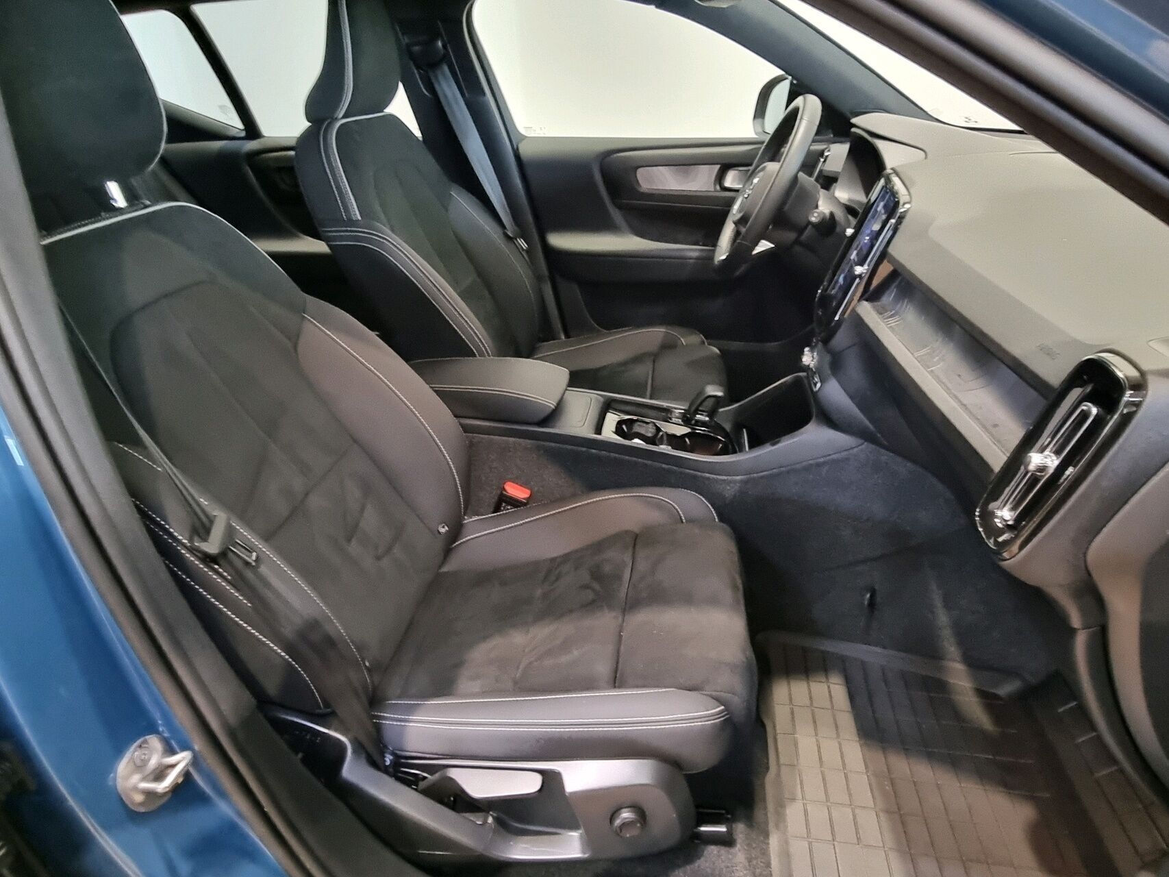 Volvo XC40 Recharge Extended Range Plus 252HK 5d Aut.