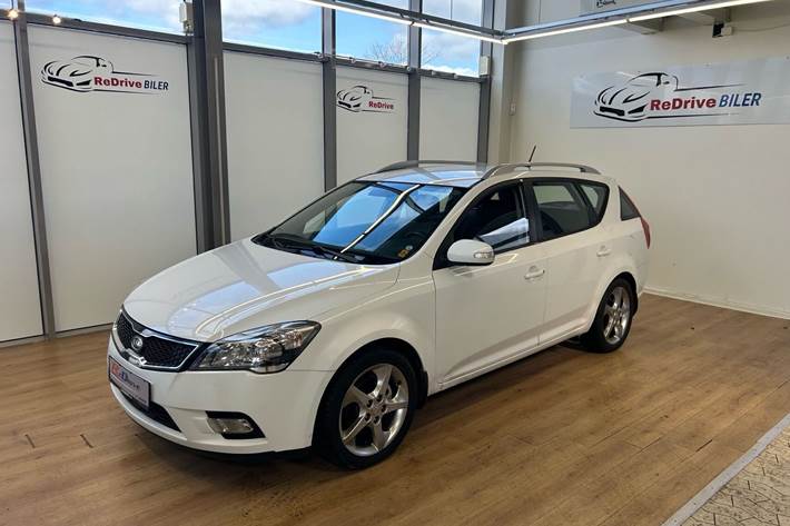 Hvid Kia Ceed fra 2010