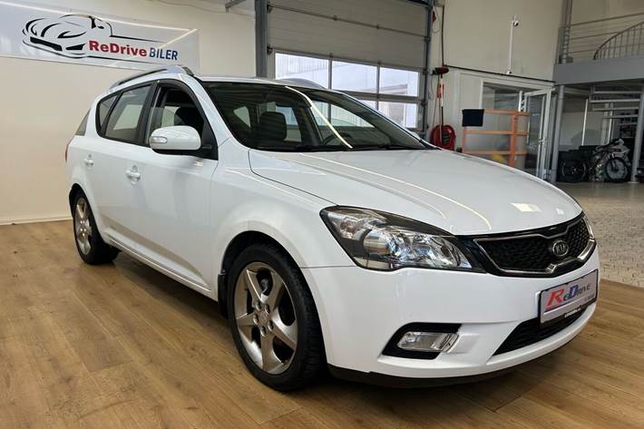 Hvid Kia Ceed fra 2010