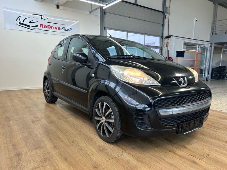 Peugeot 107 1,0 Cool 68HK 5d