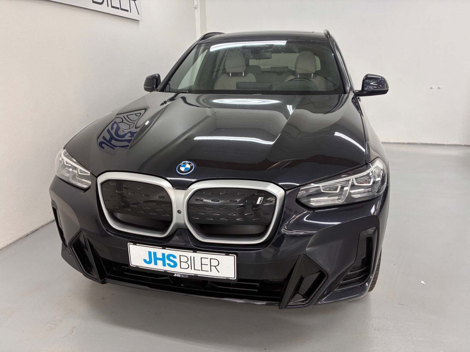 BMW iX3 Charged Plus M-Sport
