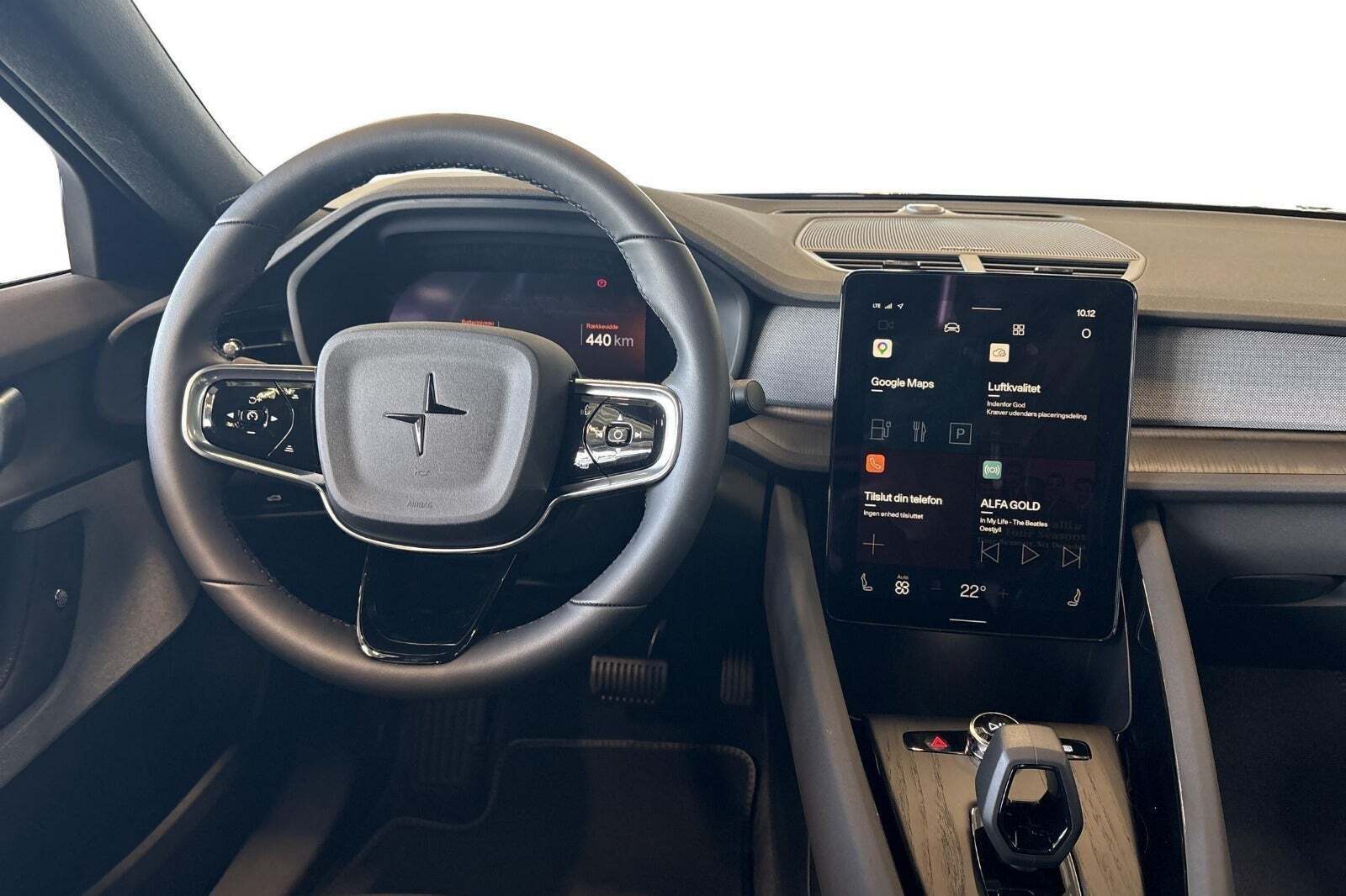 Sort Polestar 2 fra 2025