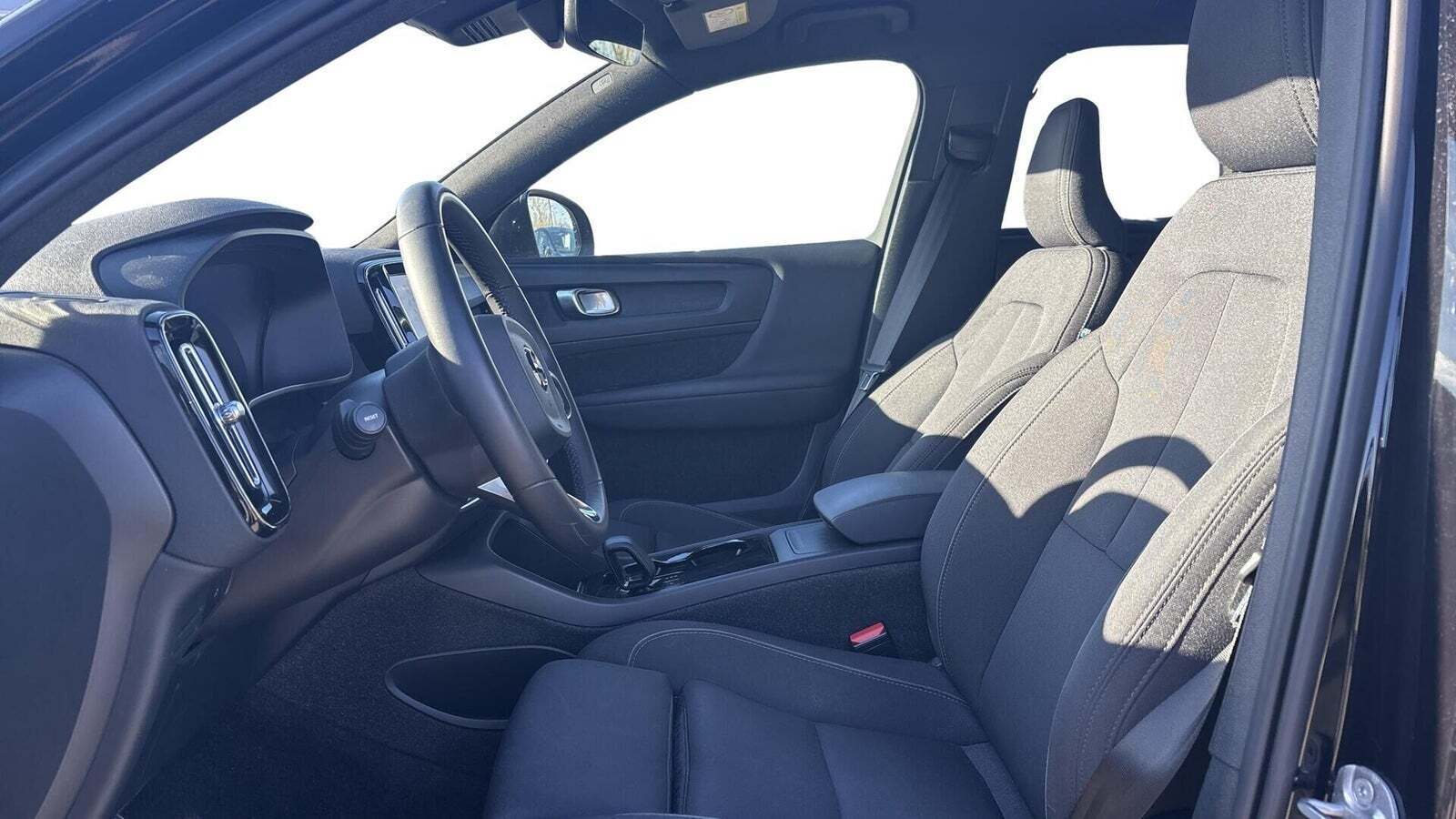 Volvo XC40 P6 ReCharge Core