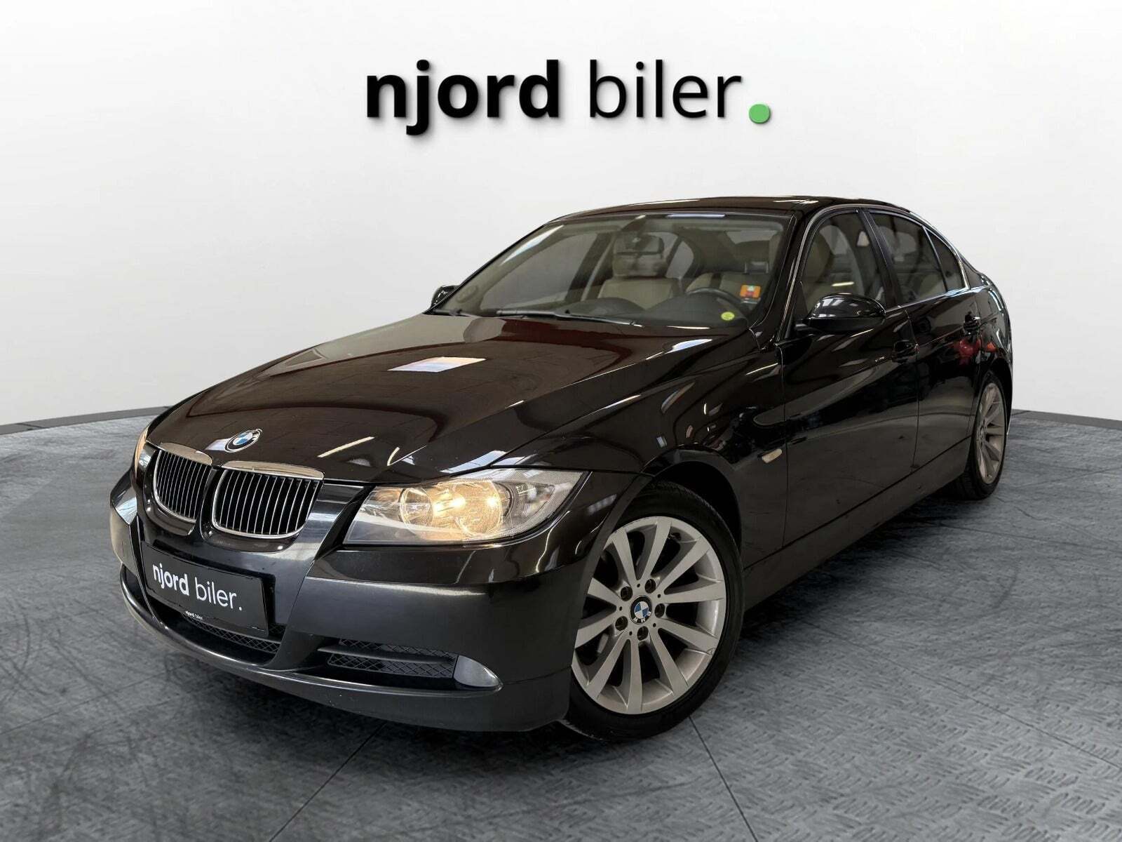 BMW 325i 2,5 aut.