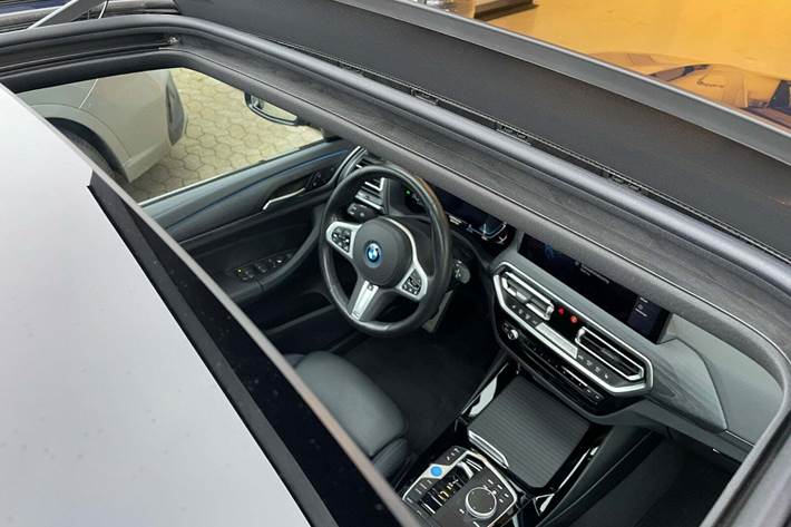 undefined BMW iX3 fra 2024