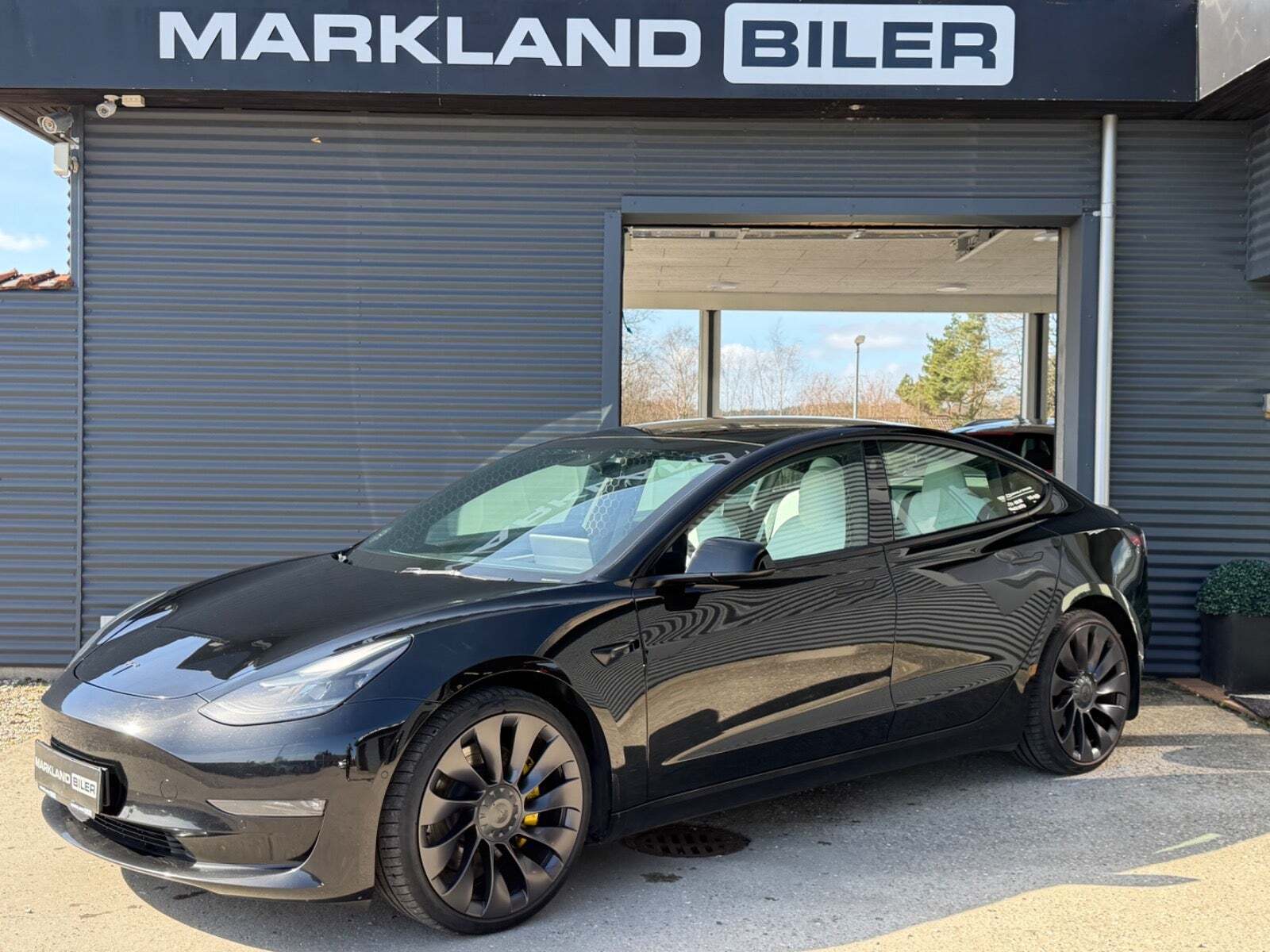 Tesla Model 3 Performance AWD