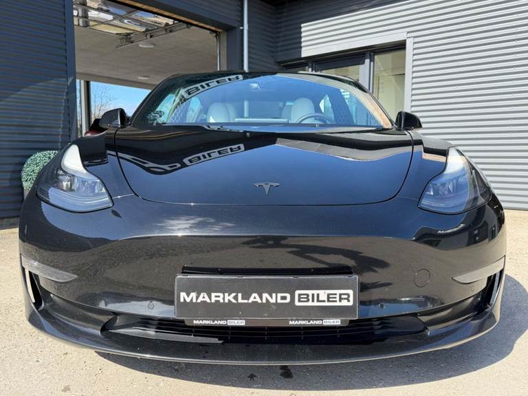 Tesla Model 3 Performance AWD