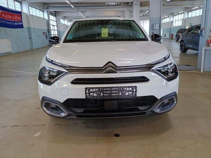 Hvid Citroën ë-C4 X fra 2024
