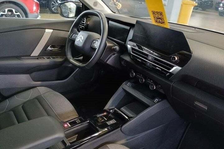 Hvid Citroën ë-C4 X fra 2024