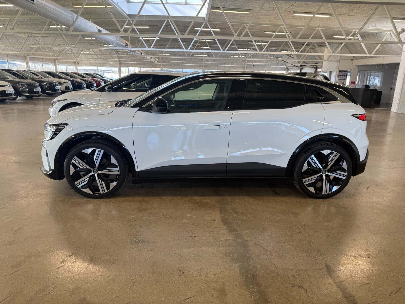 Renault Megane E-Tech 60 Iconic