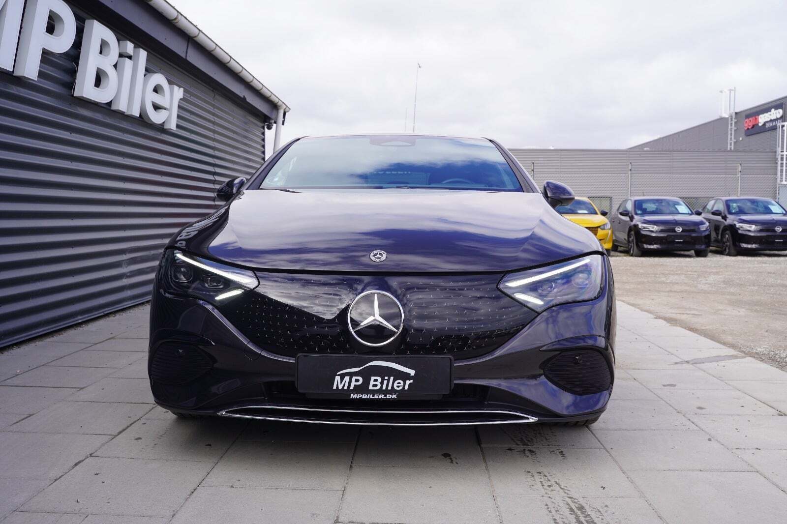 Mercedes EQE300 AMG Line