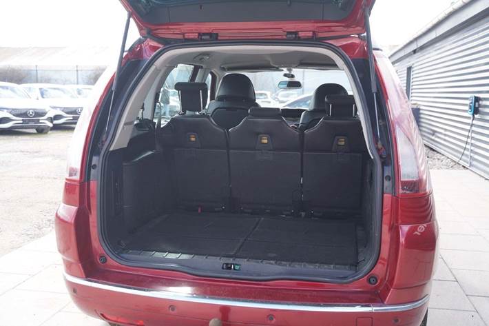 Rød Citroën Grand C4 Picasso fra 2011