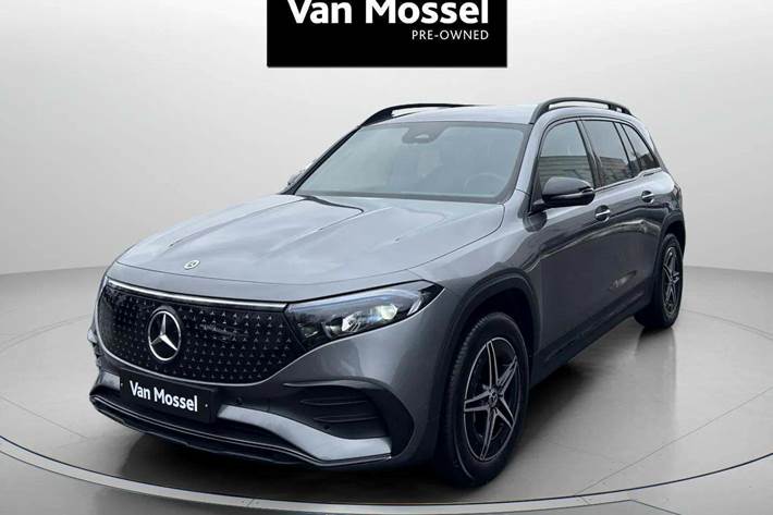 Grå Mercedes EQB250+ fra 2025