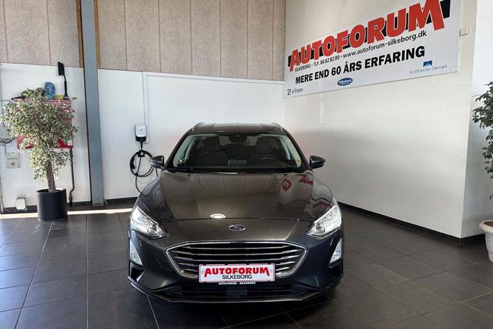Grå Ford Focus fra 2020