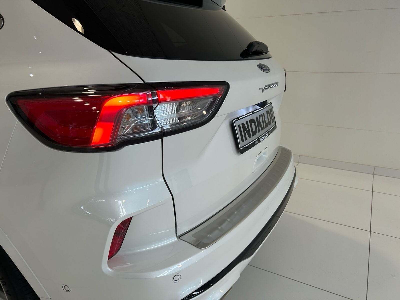 Hvid Ford Kuga fra 2022